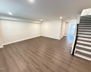 1362 Chowan Avenue - Photo Thumbnail 29