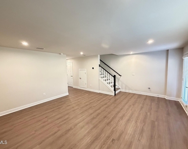1362 Chowan Avenue - Photo Thumbnail 30