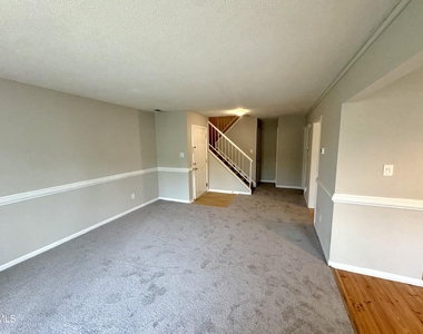 4609 Grinding Stone Drive - Photo Thumbnail 3