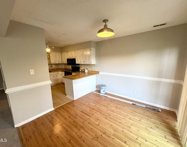 4609 Grinding Stone Drive - Photo Thumbnail 2