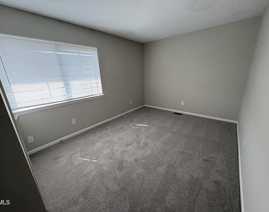 4609 Grinding Stone Drive - Photo Thumbnail 7