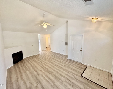 11381 Involute Place - Photo Thumbnail 2
