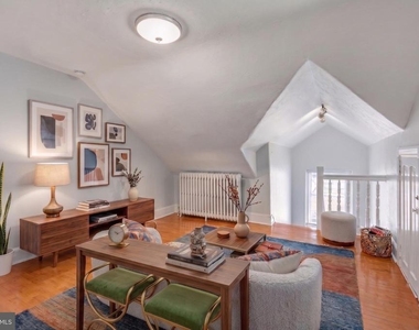 158 Montgomery Avenue - Photo Thumbnail 16
