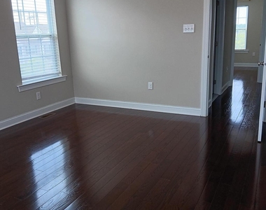 229 Cadence Court - Photo Thumbnail 18