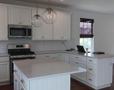 229 Cadence Court - Photo Thumbnail 20