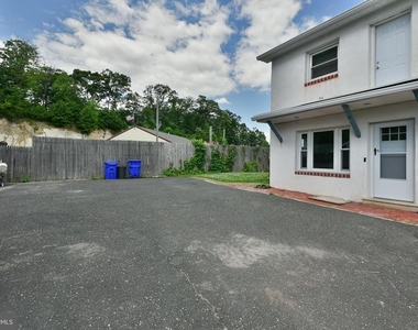 422 Willow Grove Avenue - Photo Thumbnail 31
