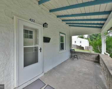 422 Willow Grove Avenue - Photo Thumbnail 5
