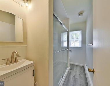 422 Willow Grove Avenue - Photo Thumbnail 25