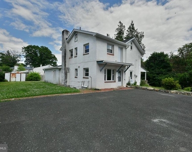 422 Willow Grove Avenue - Photo Thumbnail 30