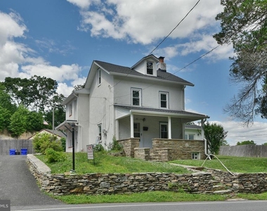 422 Willow Grove Avenue - Photo Thumbnail 1