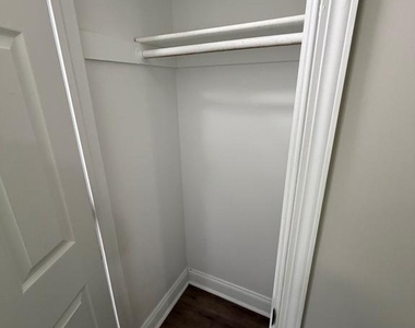 681 Summit Street - Photo Thumbnail 11