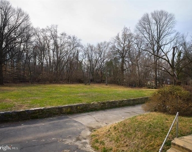 1200 Angora Drive - Photo Thumbnail 15