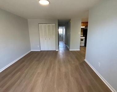 308 Burmont Road - Photo Thumbnail 6