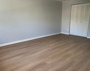 308 Burmont Road - Photo Thumbnail 7