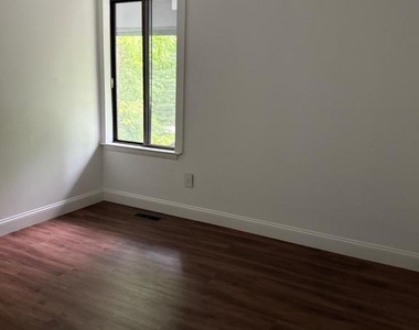 208 Pheasant Run Drive - Photo Thumbnail 22