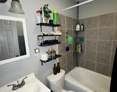 411 S Walnut Street - Photo Thumbnail 7
