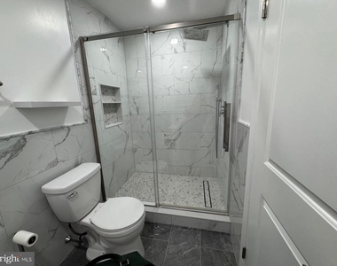 4002 Franklin Court - Photo Thumbnail 14