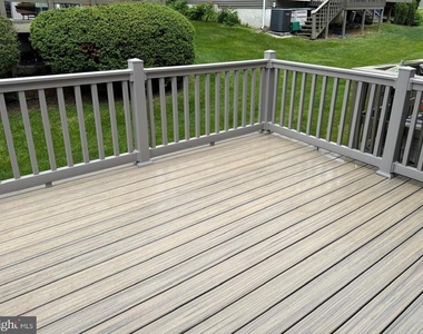 4002 Franklin Court - Photo Thumbnail 16