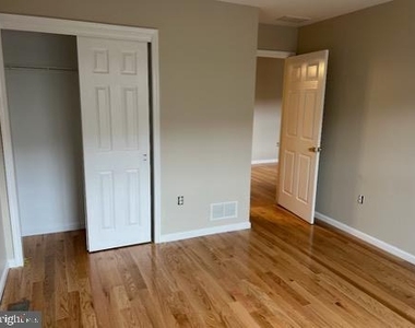 49 Truman Avenue - Photo Thumbnail 24