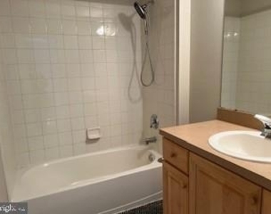 49 Truman Avenue - Photo Thumbnail 13