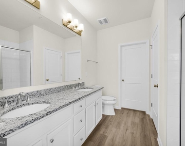 228 Park Ln - Photo Thumbnail 20