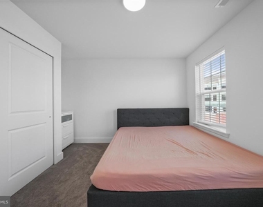 4 William Boyer Drive - Photo Thumbnail 35