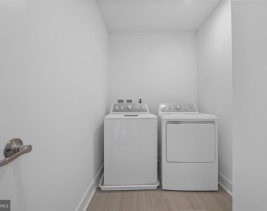 4 William Boyer Drive - Photo Thumbnail 46