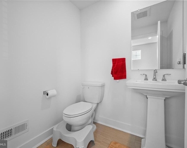 4 William Boyer Drive - Photo Thumbnail 27