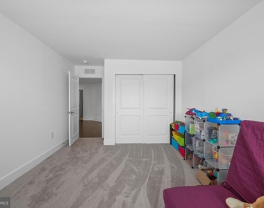 4 William Boyer Drive - Photo Thumbnail 13