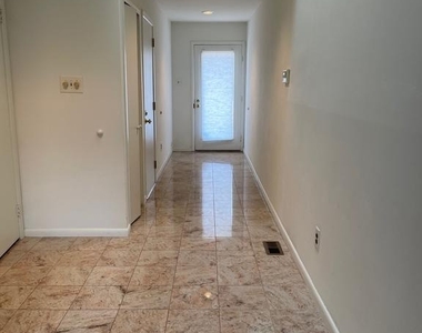 23 Richard Court - Photo Thumbnail 2