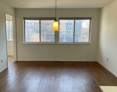 23 Richard Court - Photo Thumbnail 8