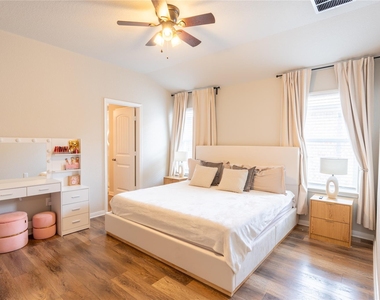 123 Stellamar Dr - Photo Thumbnail 18
