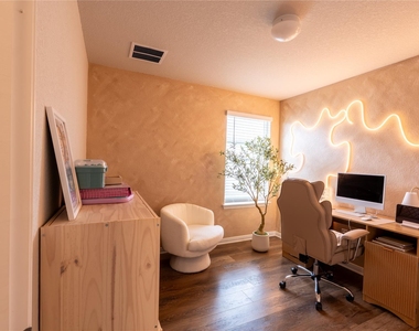 123 Stellamar Dr - Photo Thumbnail 15