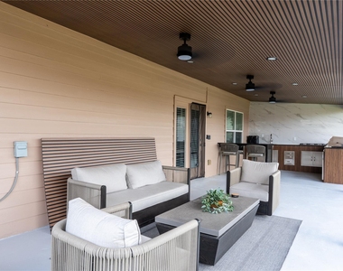 123 Stellamar Dr - Photo Thumbnail 24