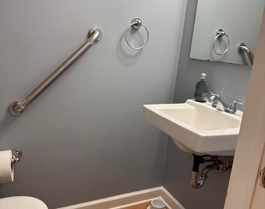 2 Lafayette Lane - Photo Thumbnail 9