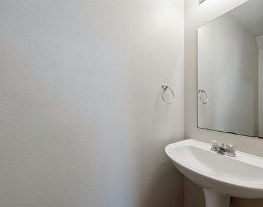 9602 Nightjar Dr - Photo Thumbnail 14