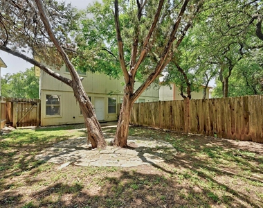 9602 Nightjar Dr - Photo Thumbnail 23