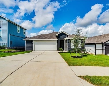 173 Balmorehea St - Photo Thumbnail 1