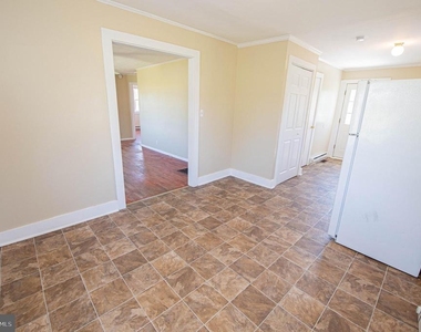 602 E Main Street - Photo Thumbnail 26