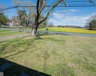602 E Main Street - Photo Thumbnail 14