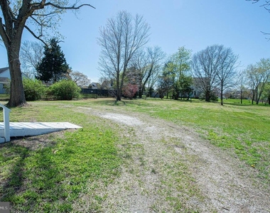 602 E Main Street - Photo Thumbnail 6
