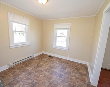 602 E Main Street - Photo Thumbnail 24