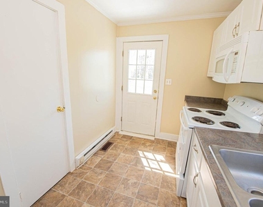 602 E Main Street - Photo Thumbnail 38