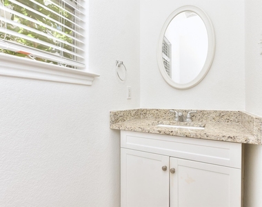 233 Brandons Way - Photo Thumbnail 14