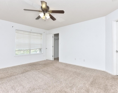 233 Brandons Way - Photo Thumbnail 17