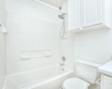 233 Brandons Way - Photo Thumbnail 27