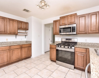 233 Brandons Way - Photo Thumbnail 11