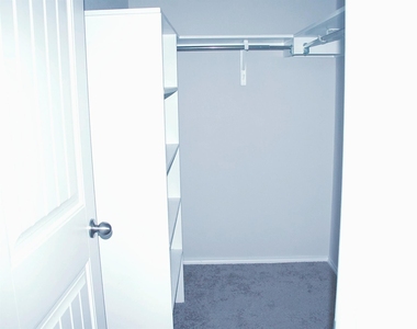 211 Pitkin Dr - Photo Thumbnail 19