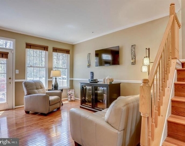 7829 Quill Point Drive - Photo Thumbnail 5
