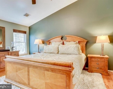 7829 Quill Point Drive - Photo Thumbnail 7